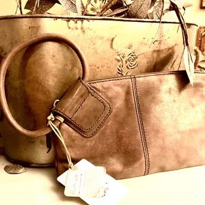 HOBO SABLE Wristlet Clutch 👜